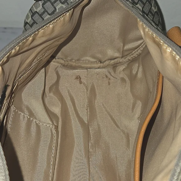 Nine West Barrel Purse - Picture 9 of 13